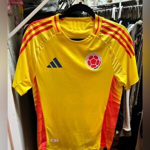 Adidas Women’s Slim Fit Medium Colombia Soccer Jersey